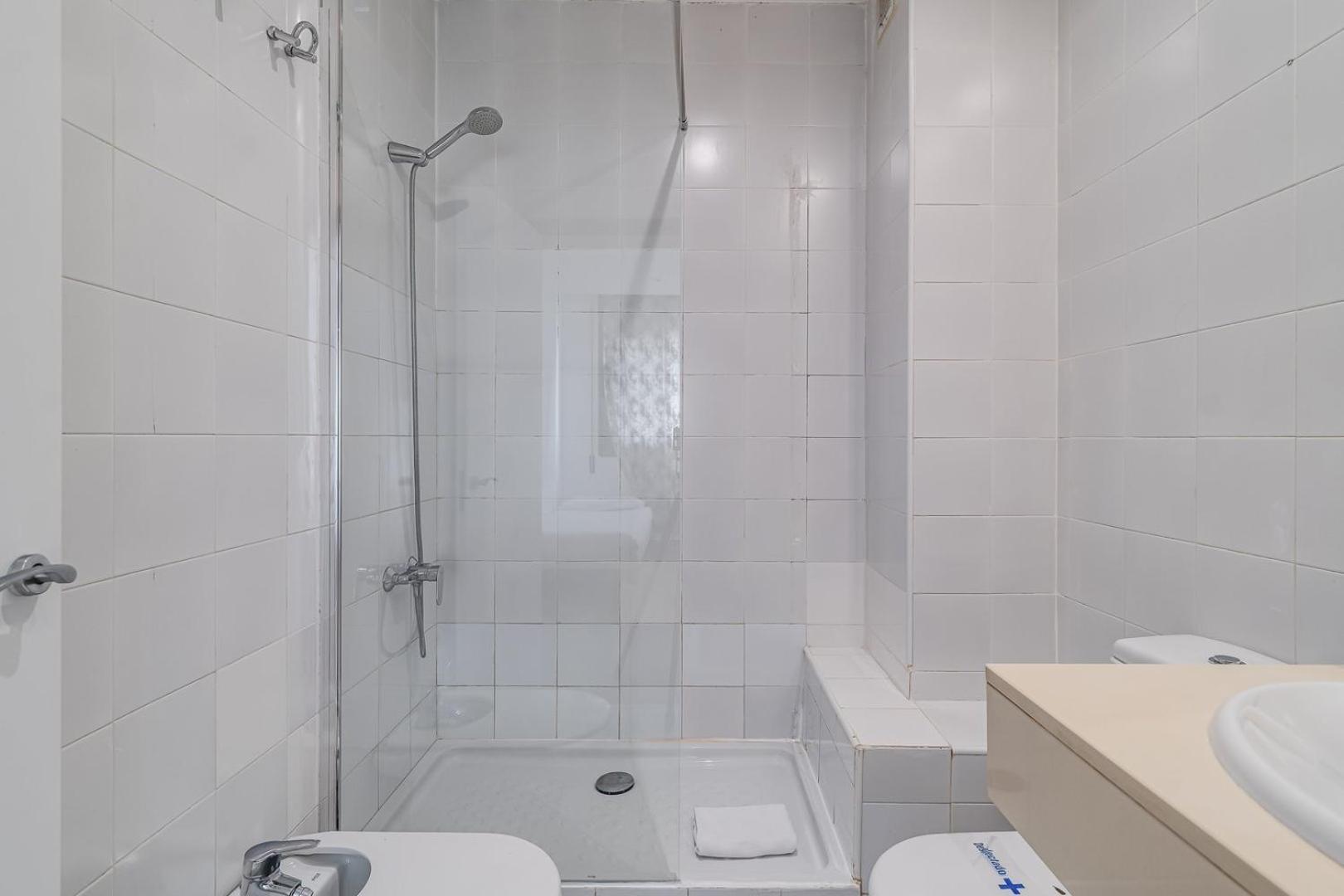 Guestready - Bright Home Near Montjuic 巴塞罗那 外观 照片